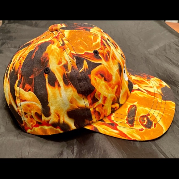 Flame Bape - Picture 2 of 12